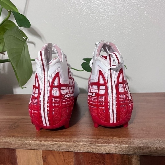 Under Armour NWOT Banshee Athletic Sports Football Cleats - Picture 3 of 5